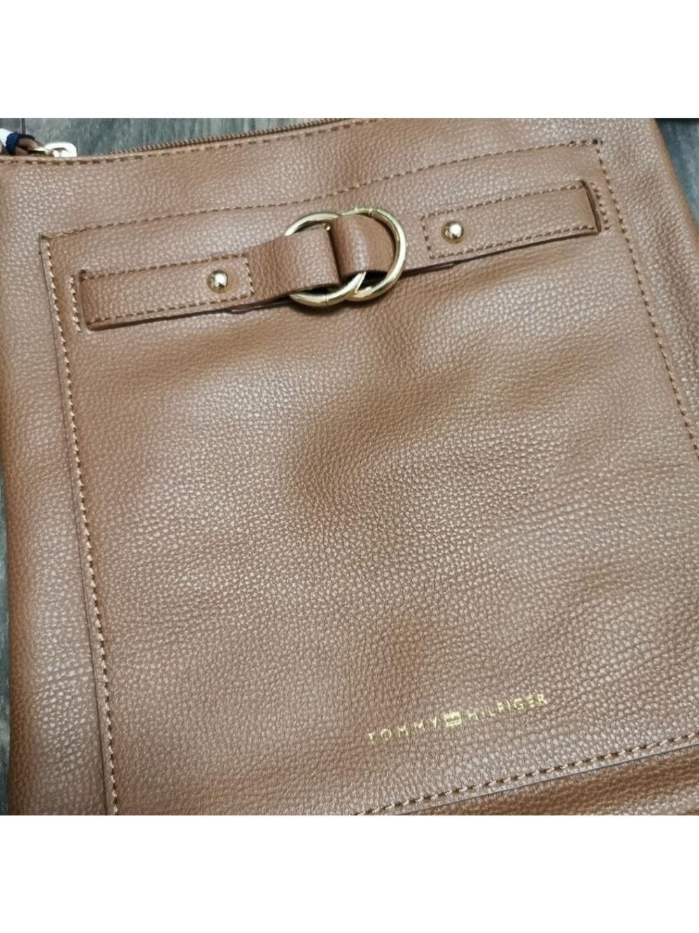 Tommy Hilfiger brown leather crossbody sling bag - Picture 9 of 12